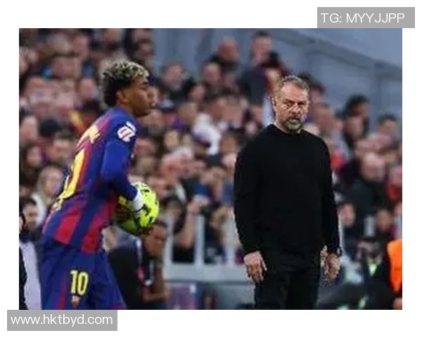 世体：巴萨内部也对特狮首发感到惊奇，弗里克曾承认3C将出战